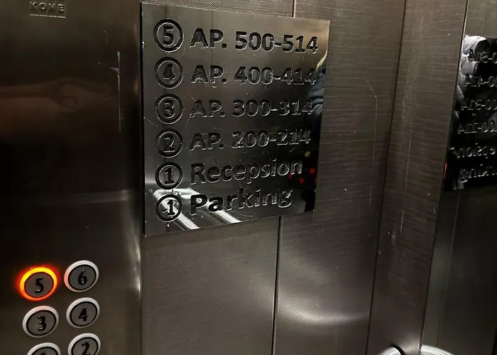 Velvet Sands On The * Wlora