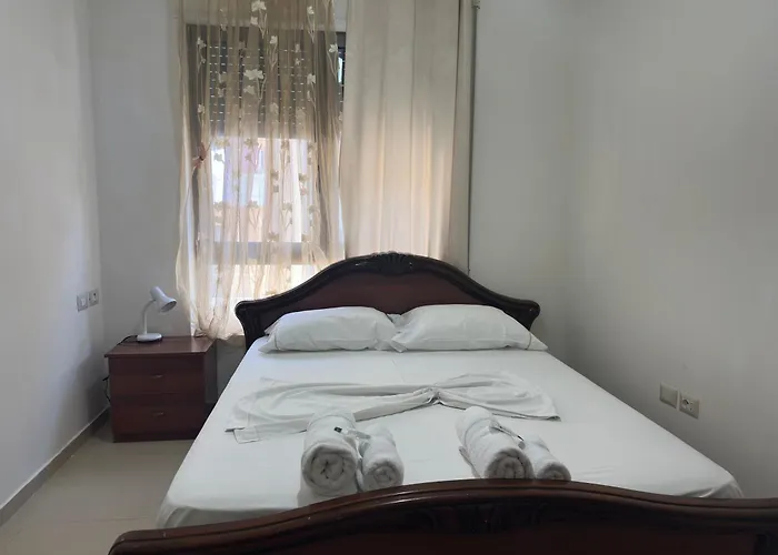 Velvet Sands On The * Wlora